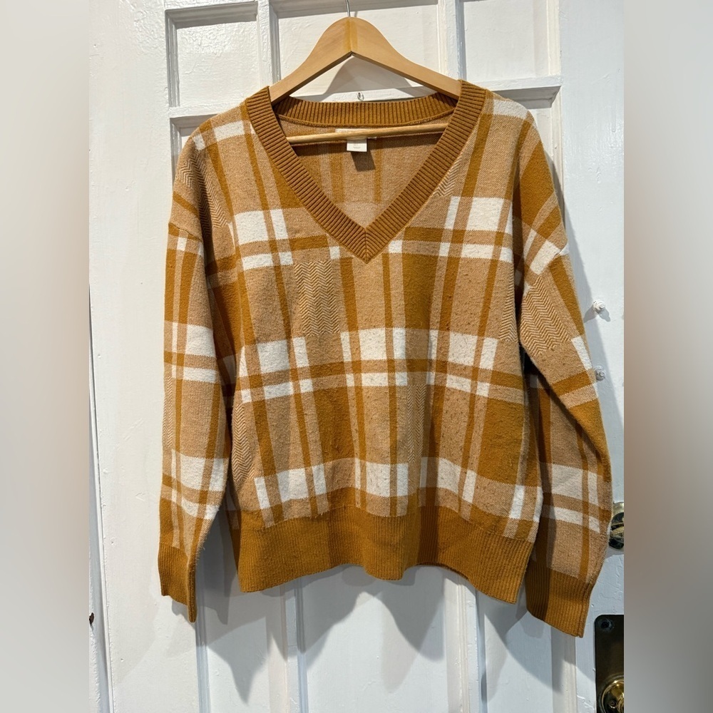 Christian Siriano V-Neck Sweater in Mustard and Cream Plaid